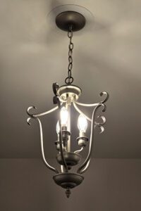 Hanging chandelier using a The Can Converter