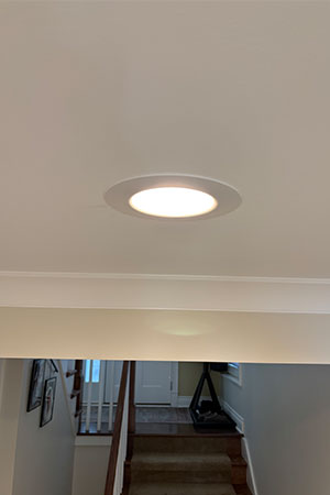 http://Recessed%20light%20in%20basement
